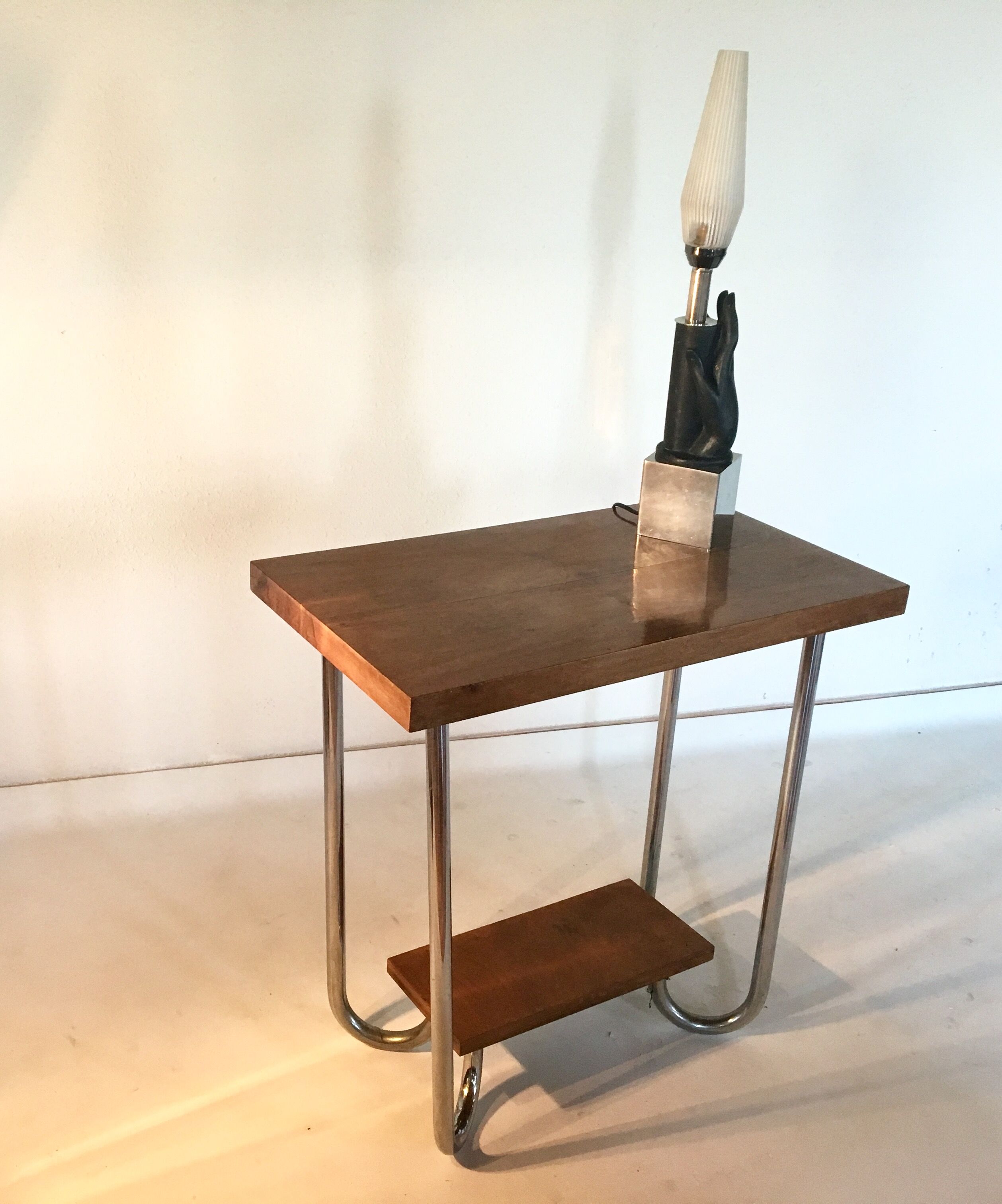 Table thirties style Bauhaus