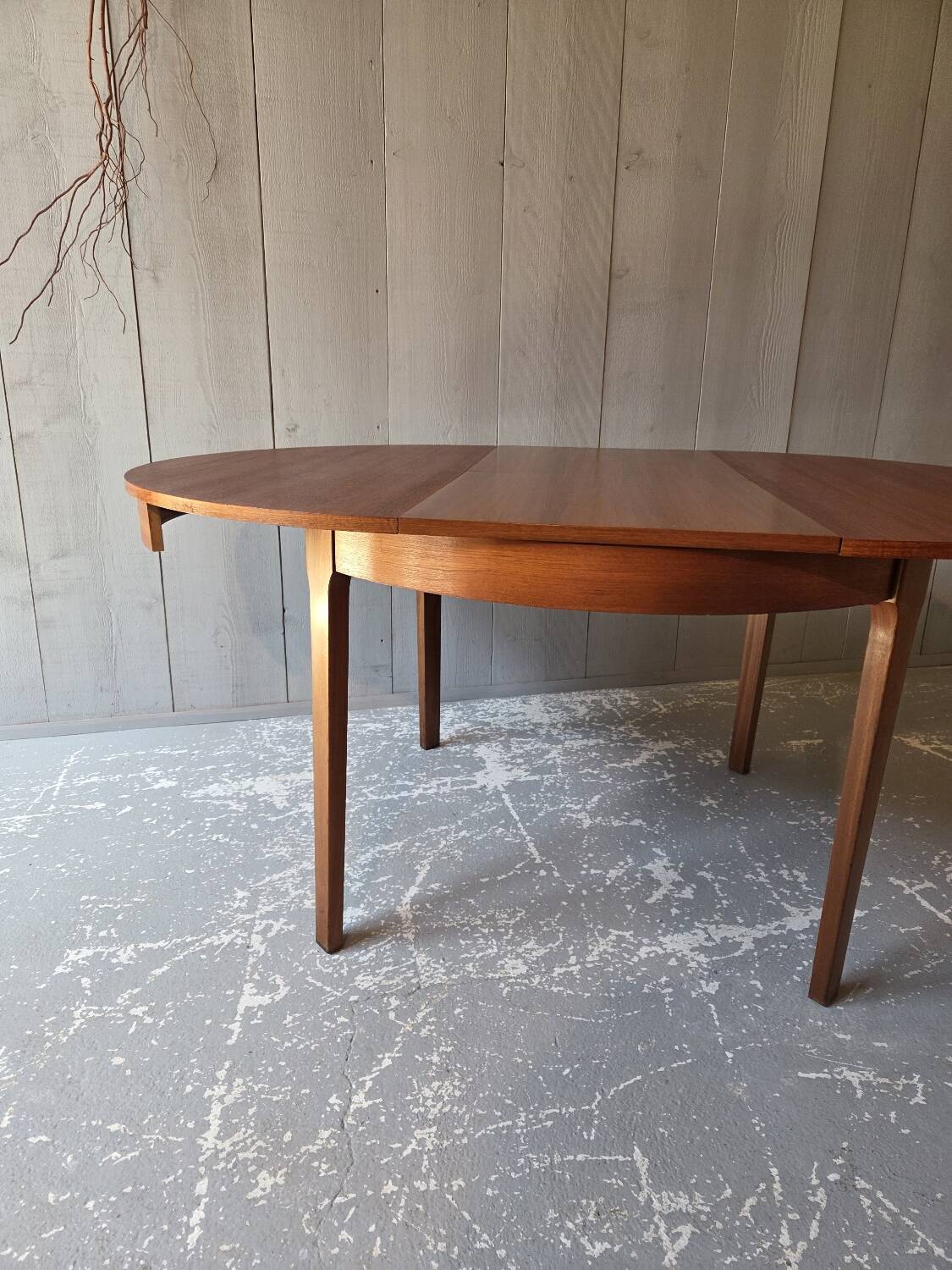 Scandinavian table