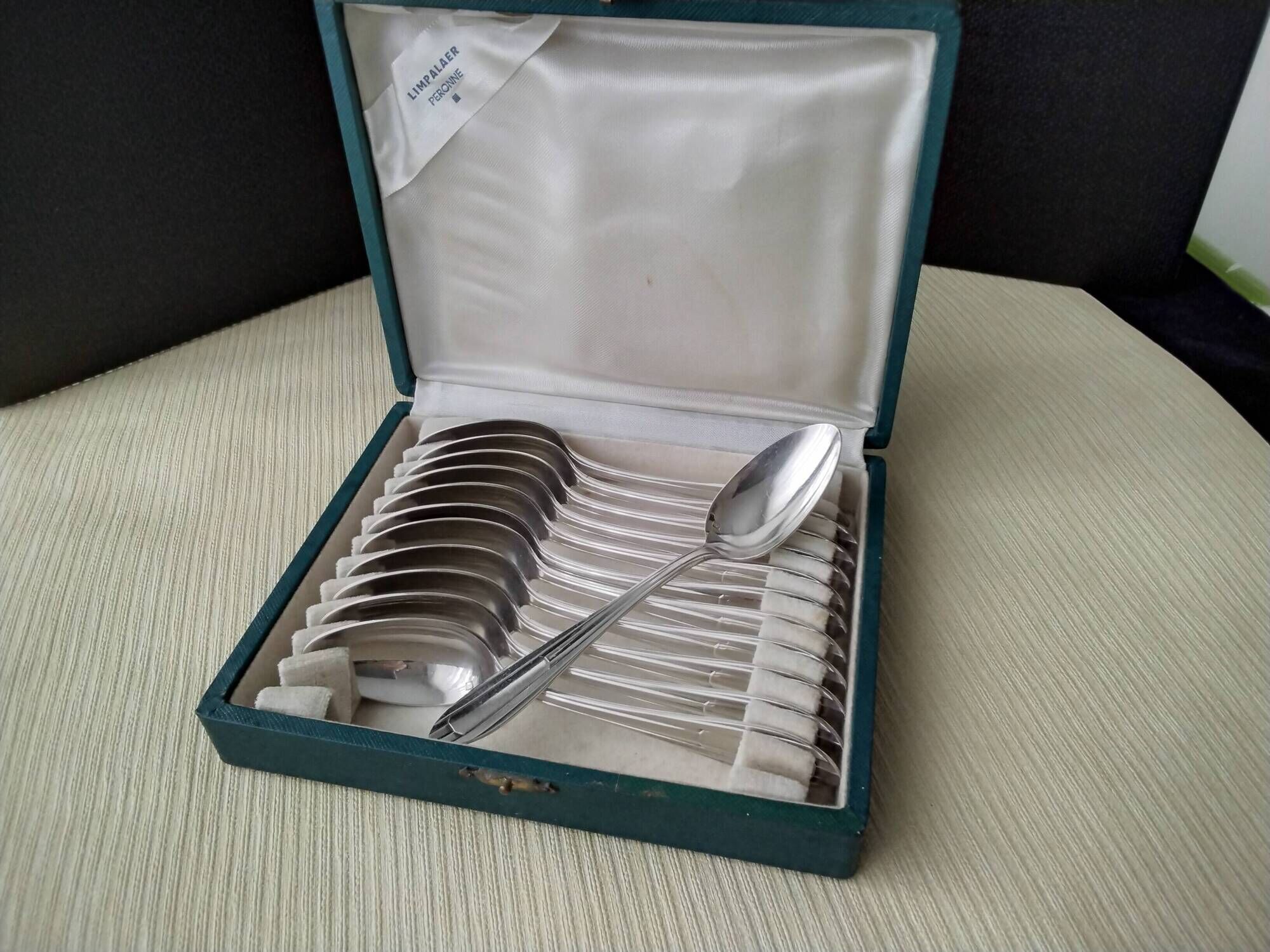 Box of 12 teaspoons in silver metal Art Deco Style