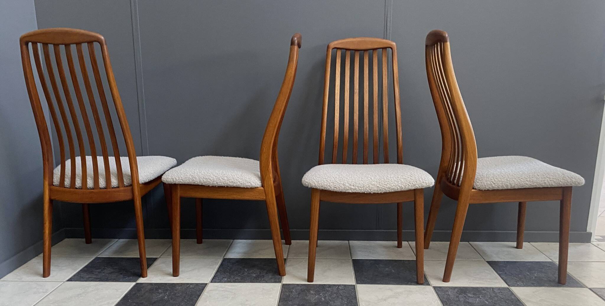 Set of 4 Kai Kristiansen dining chairs 1960s  in White Boucle