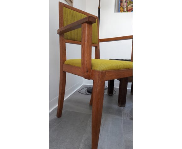 Armchair period reconstruction 50