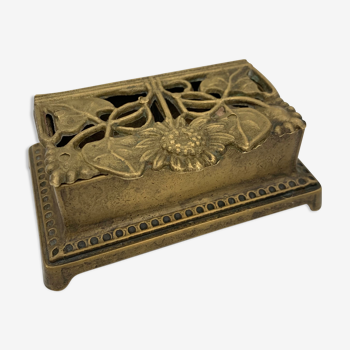 Old brass stamp box, floral decoration - twentieth century