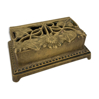 Old brass stamp box, floral decoration - twentieth century
