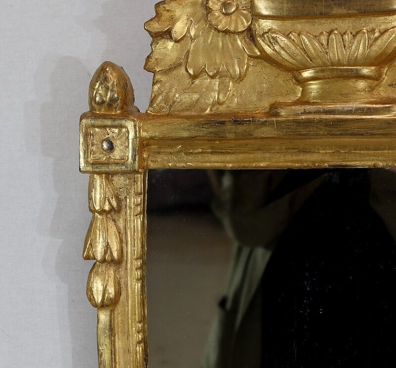 Gilded wood mirror, Louis XVI style – Early twentieth century