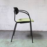 Pavilion AV4 chair, & Tradition