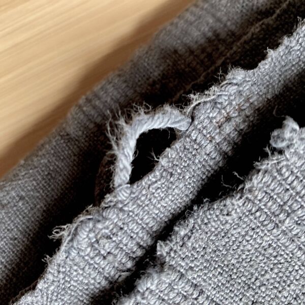 Nappe ancienne en chanvre / gris