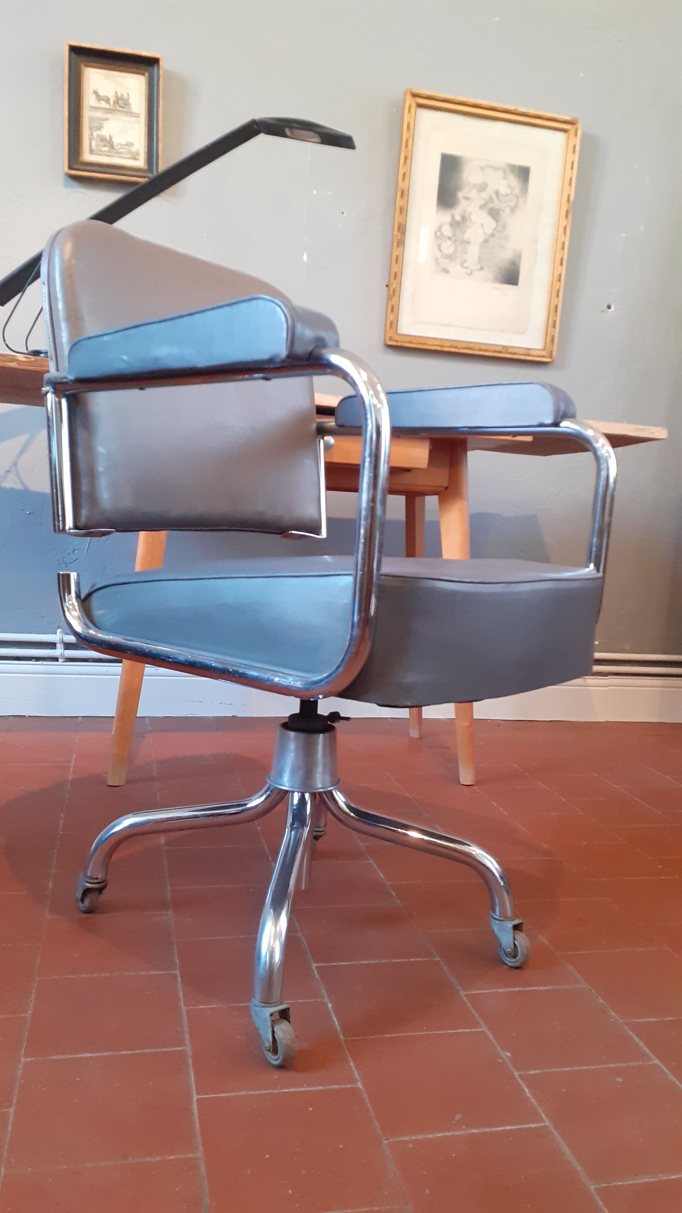 Vintage office chair, industrial decoration from the 1950s Ronéo!!