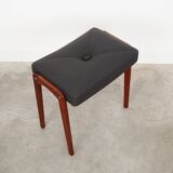Teak footstool, Danish design, 1970s, production: Denmark