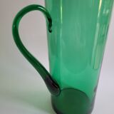 Pichet en verre vert