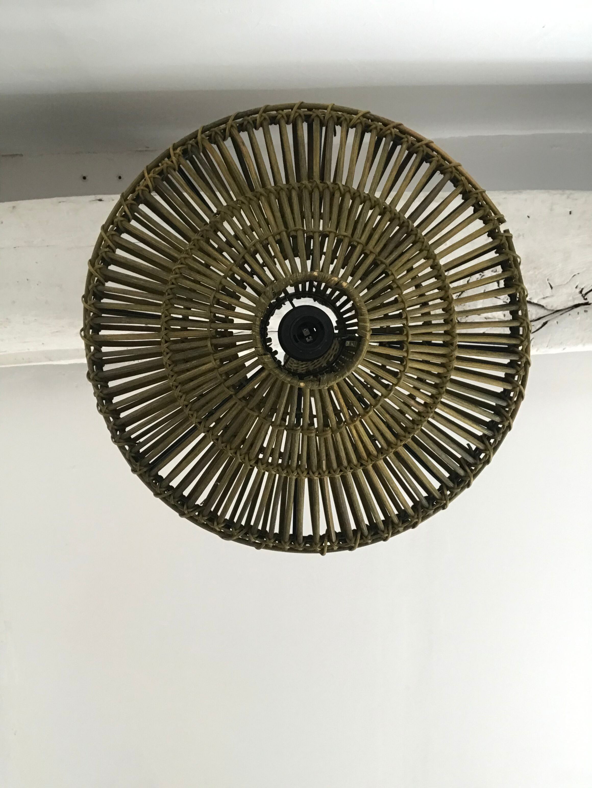 Vintage rattan hanging lamp