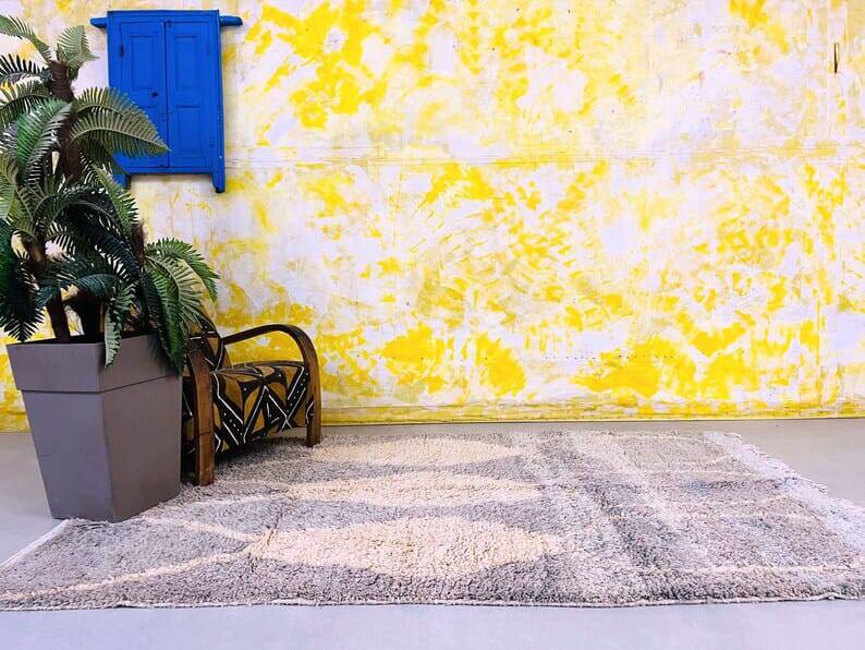 Berber carpet from Azilal size 150 x 250 cm