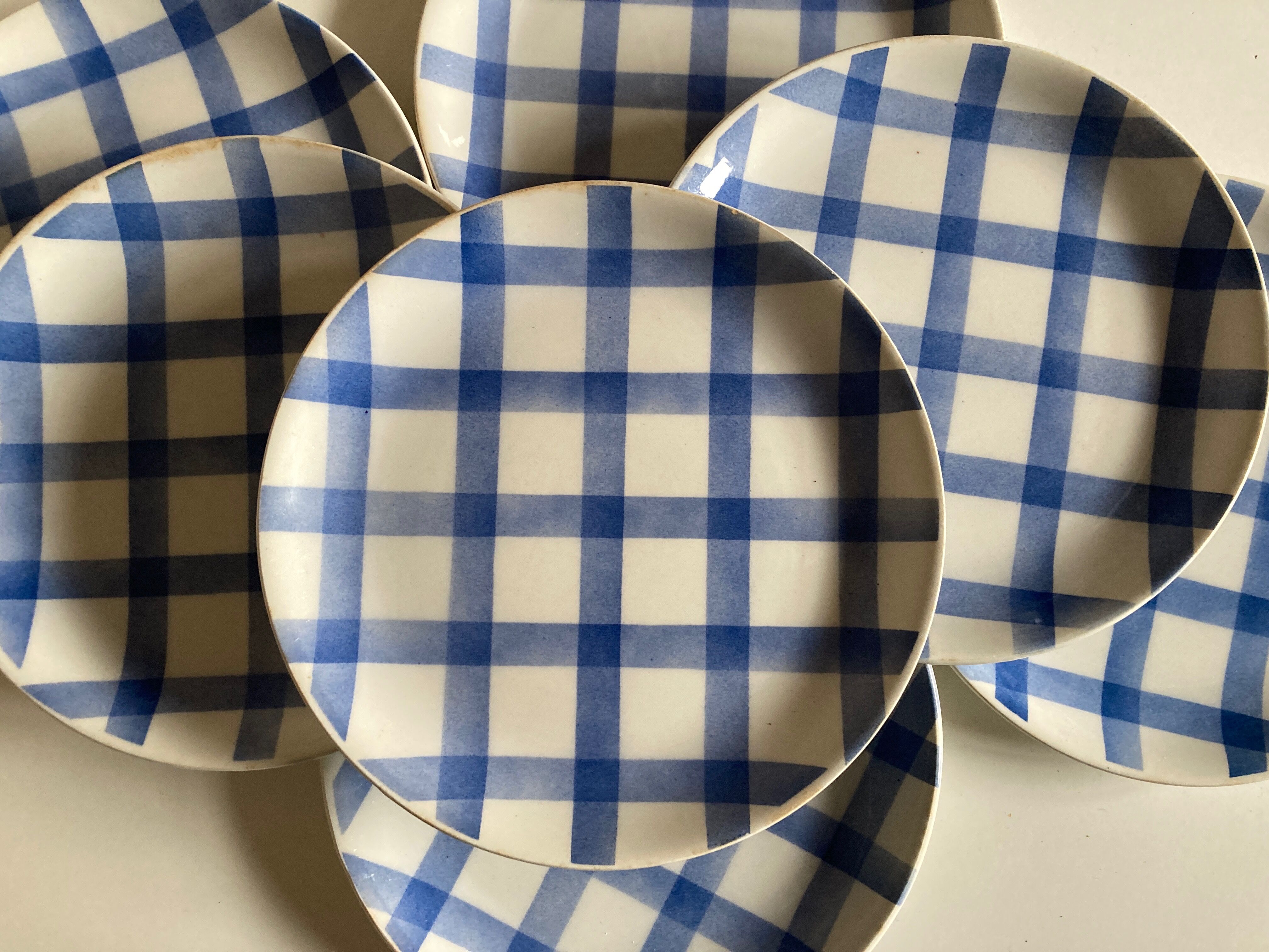 Set de 7 assiettes 1960 en faience vichy