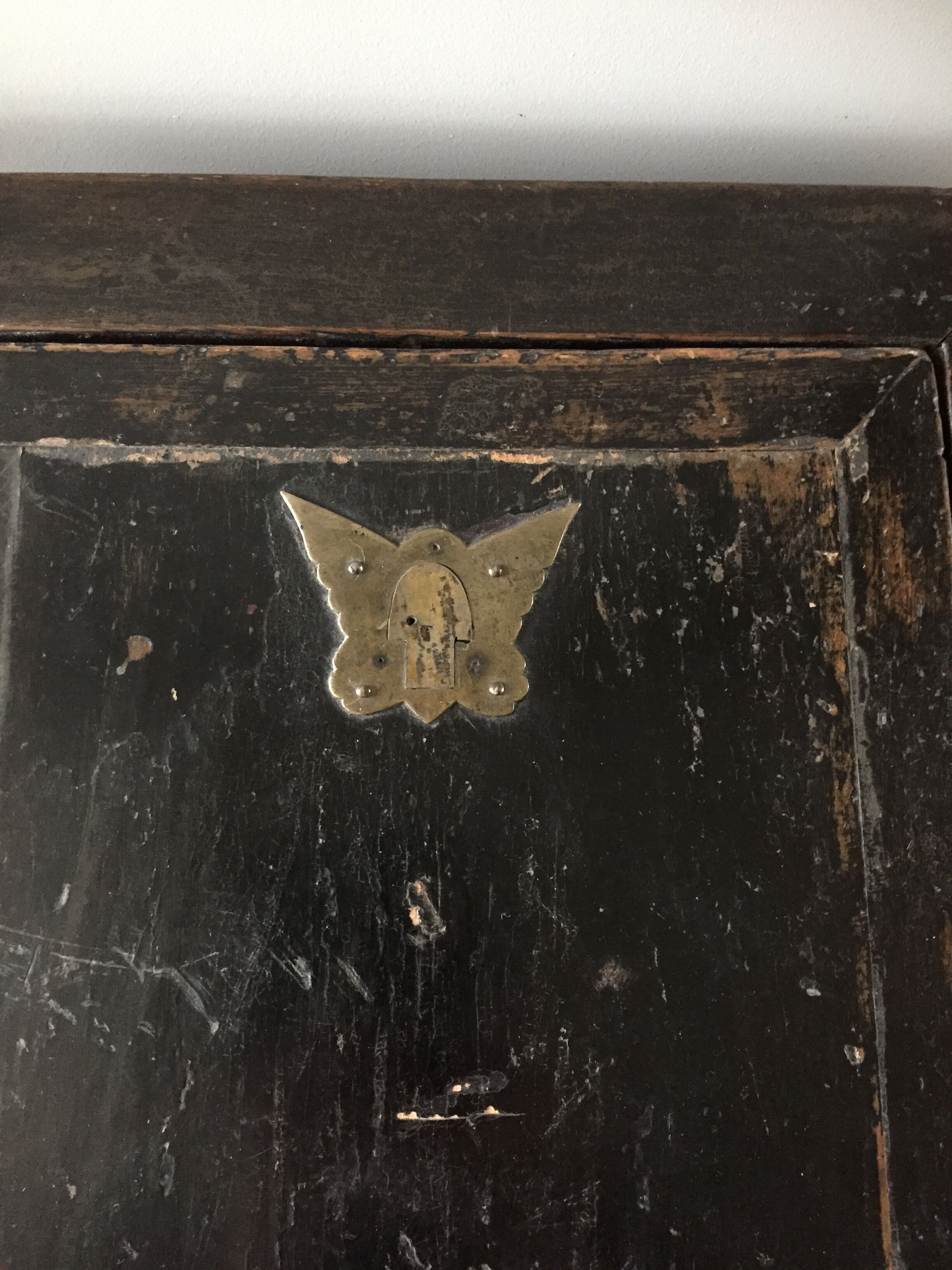 Ancient Chinese chest