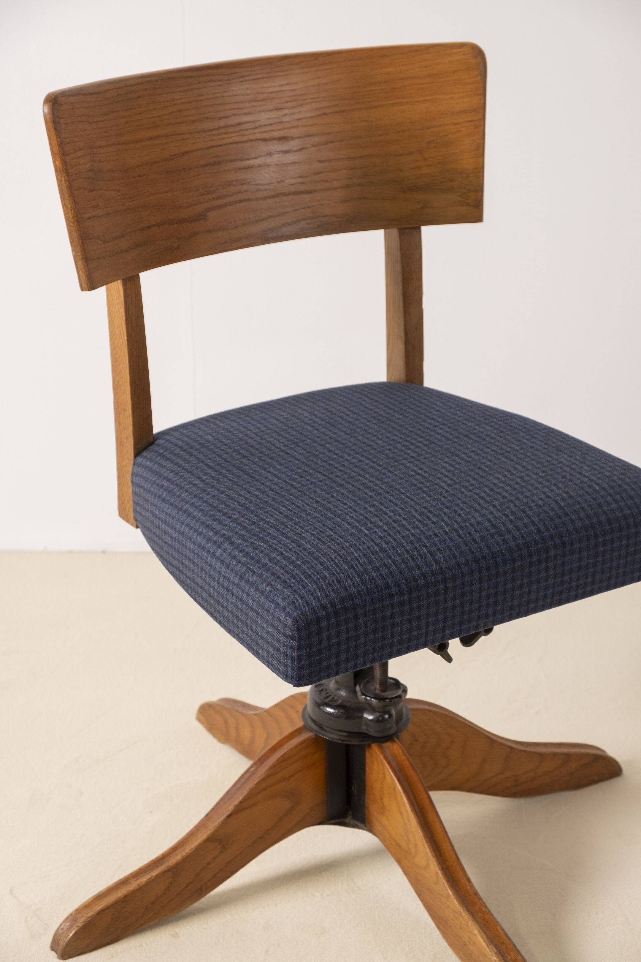 1930's Oak Swivel Office Chair by SMV, Sweden