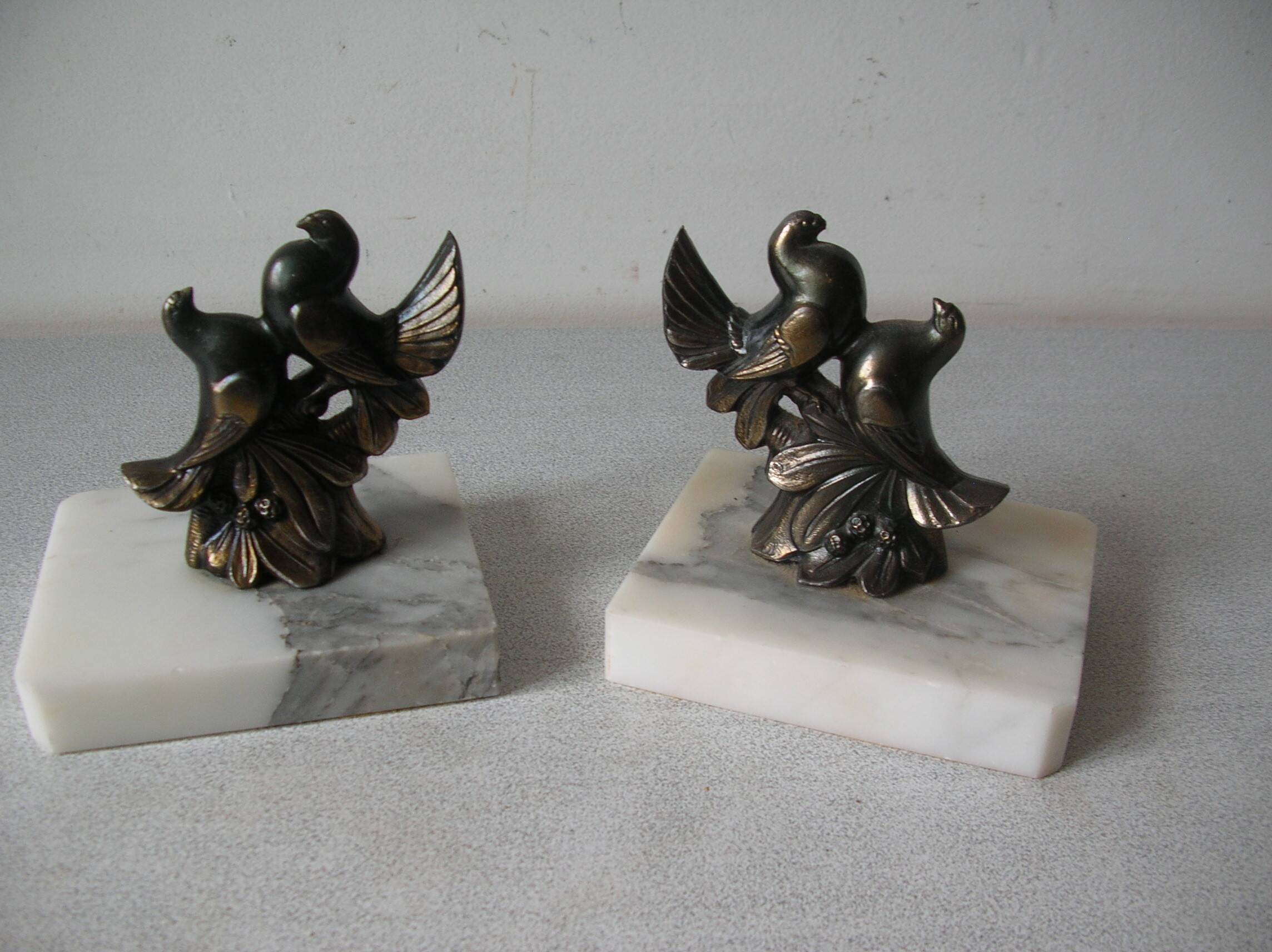 Old pair of bookends paperweight couple of birds marble spelter retro office decor