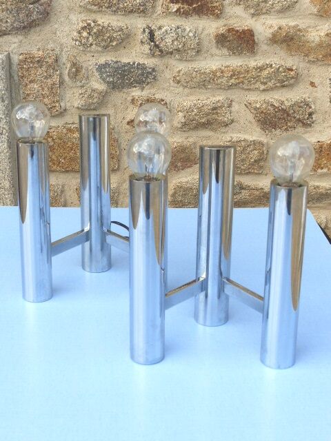 Chromed metal wall lights from Sciolari House in the 60s