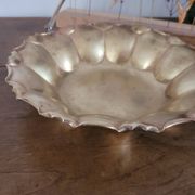 Panier festonné en laiton cuivré