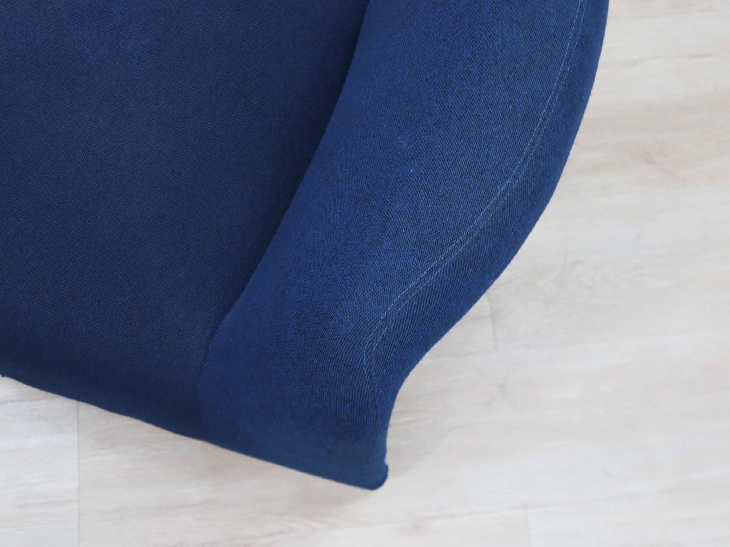 1970s Alky Armchairs by Giancarlo Piretti for Castelli. Restored Pair