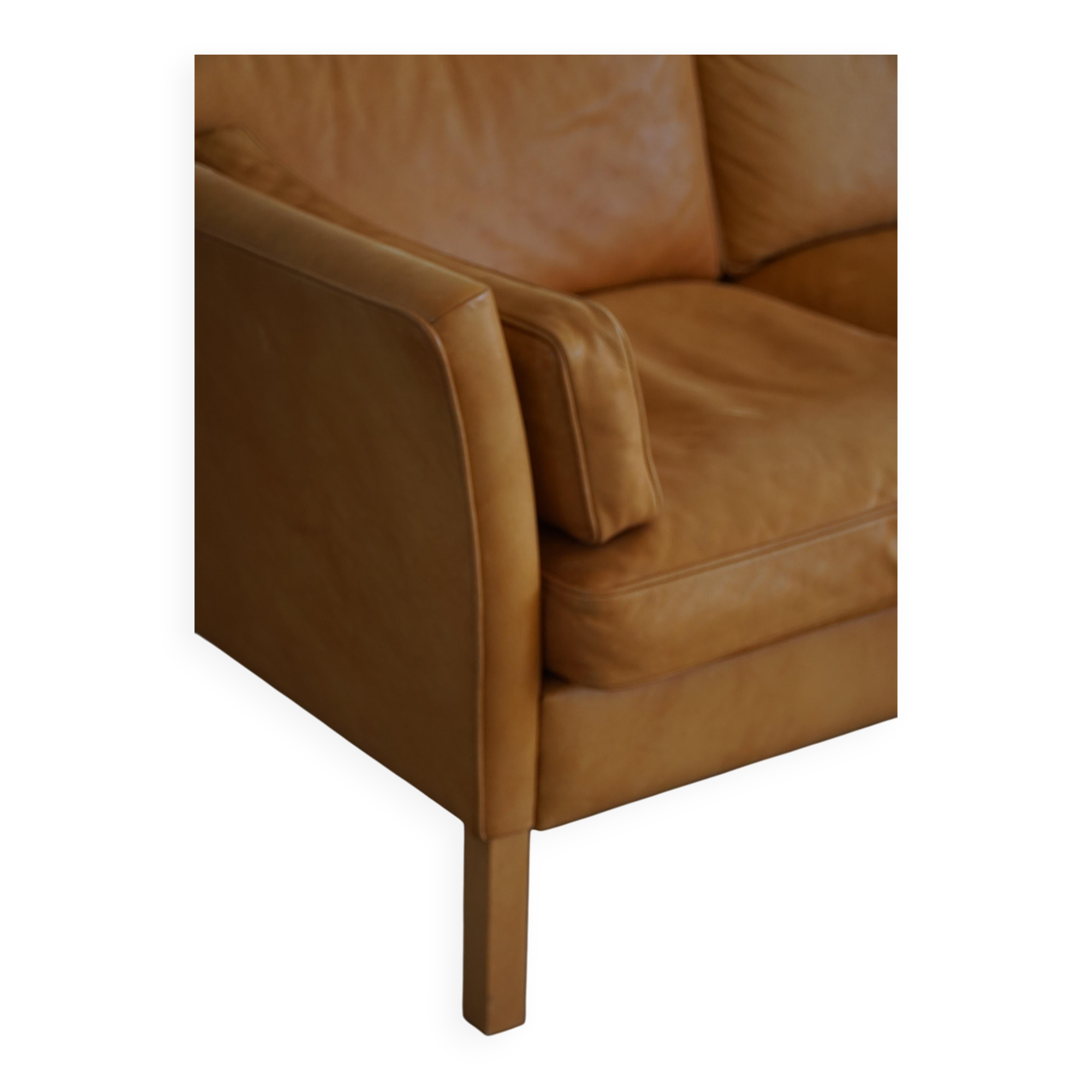 Danish Midcentury 3-seater canapé by Stouby in cognac brown leather, made in the 1970s.