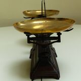 Antique kitchen scale balancetout and weight set in box