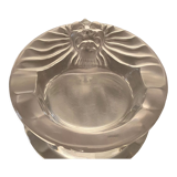 Cup decorated with lion's head signed Lalique