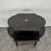 Table à thé en bois noirci époque Napoléon III