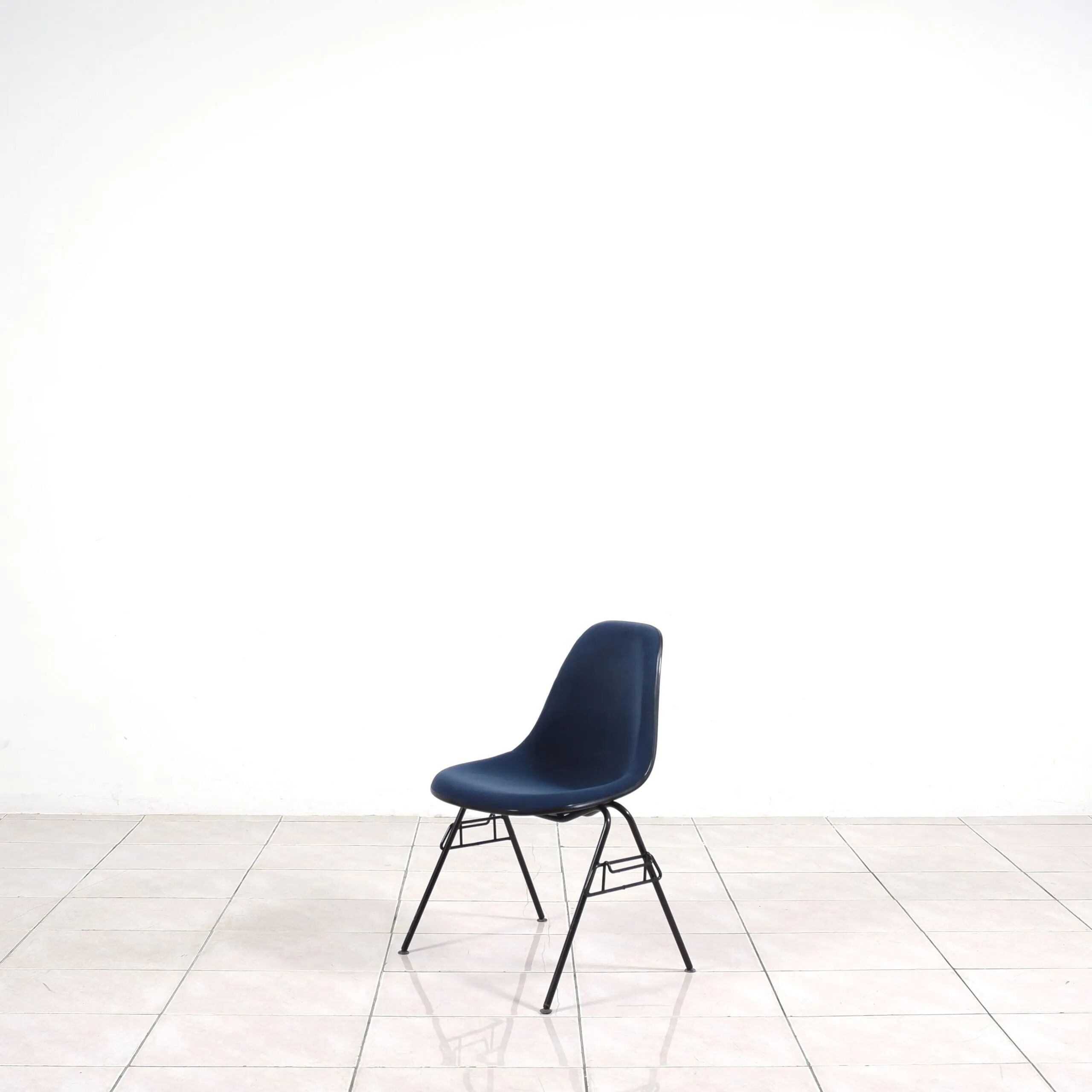 Set of 6 Eames Fiberglass DSX side chairs blue with velvet upholstery