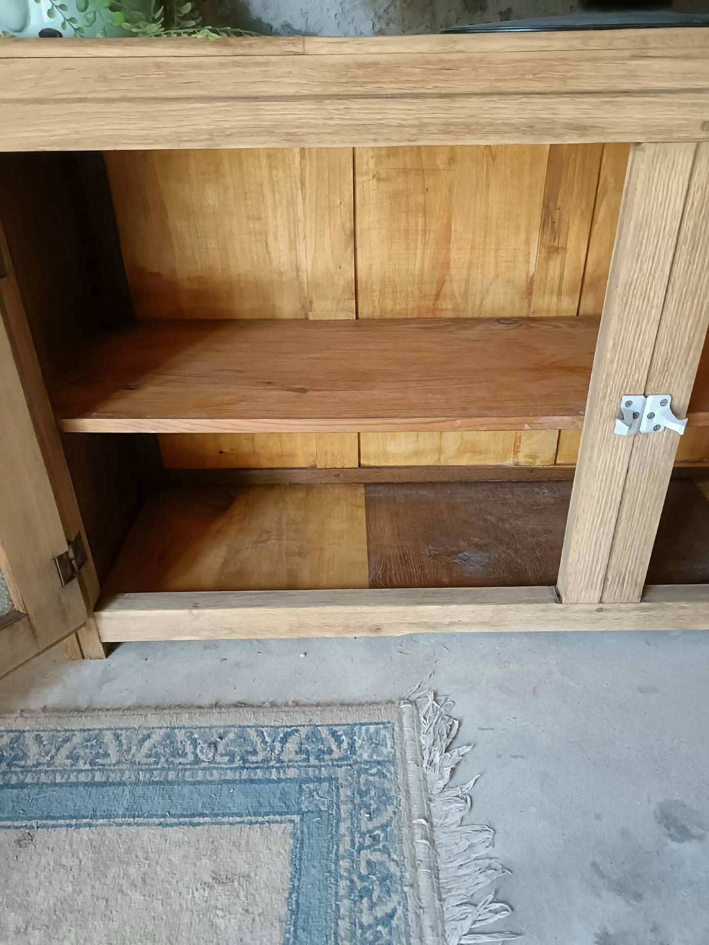 Display cabinet