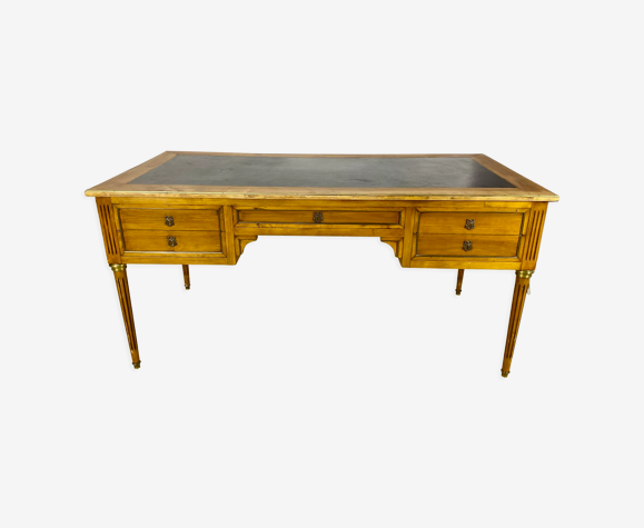 Bureau style Louis XVI en noyer et laiton