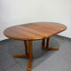 Dyrlund extendable round table in teak – Danish design – 4 to 6