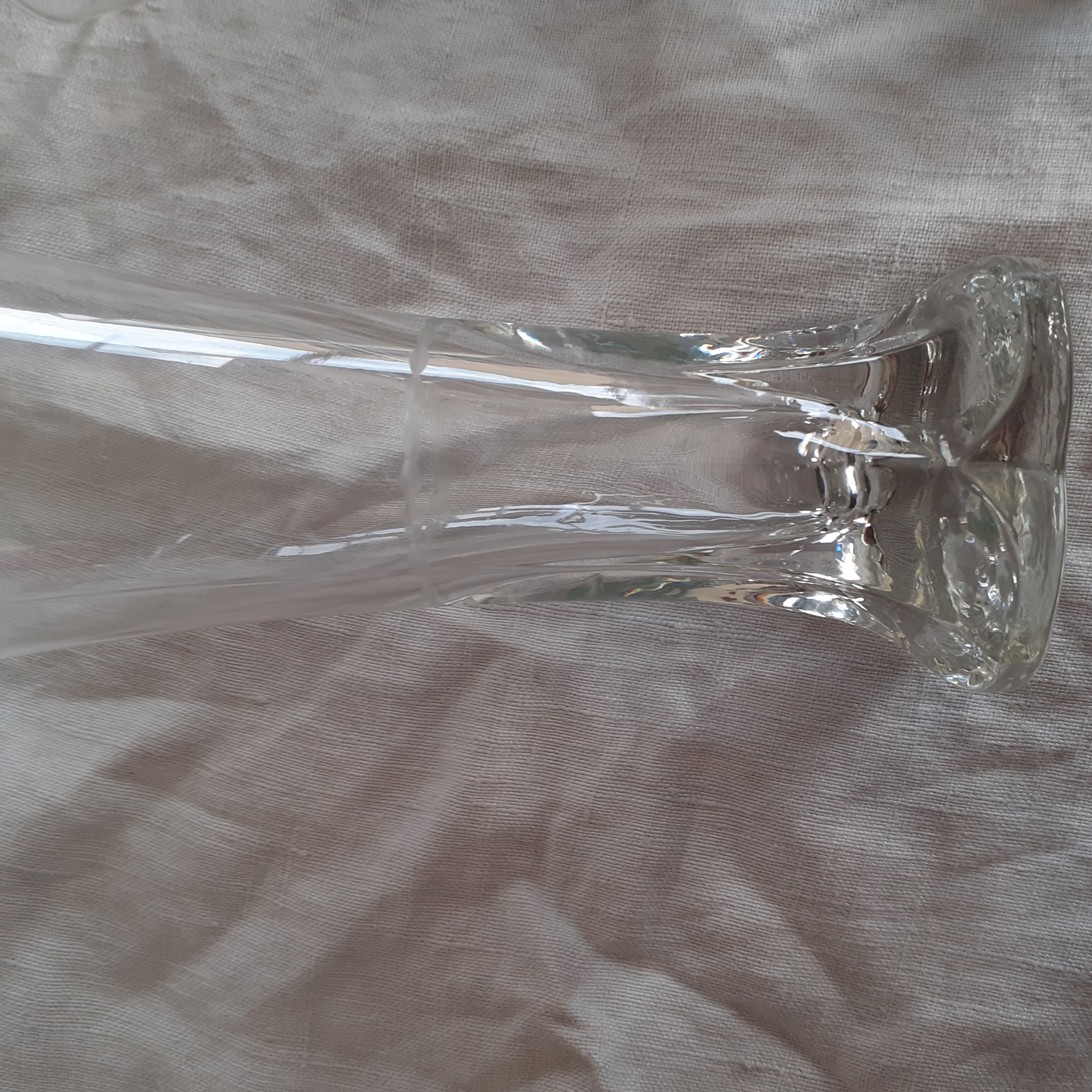 2 pastis glasses. feet worked.