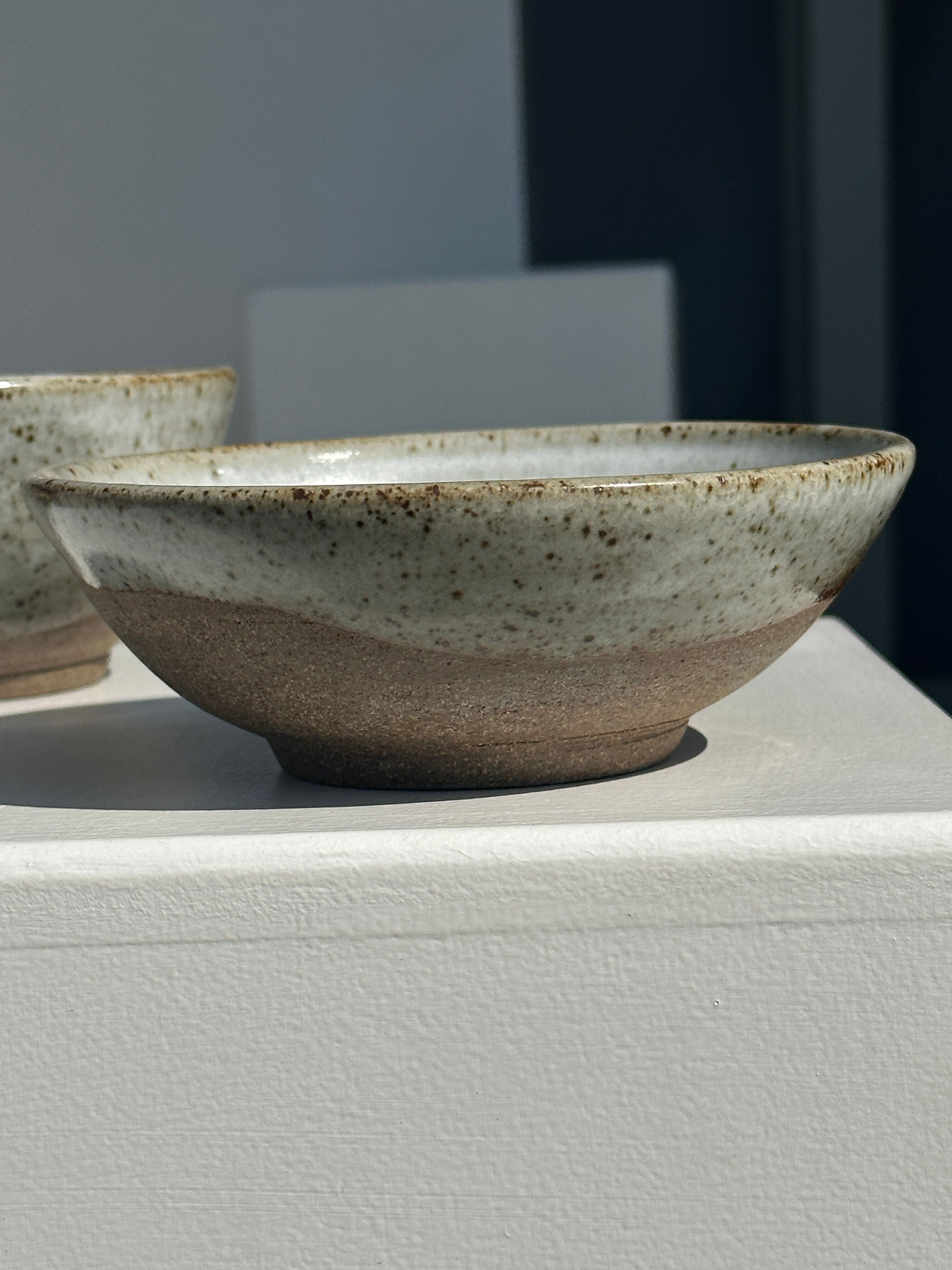Duo of small brown bowls and speckled glazed ceramic (1top + 1bottom)