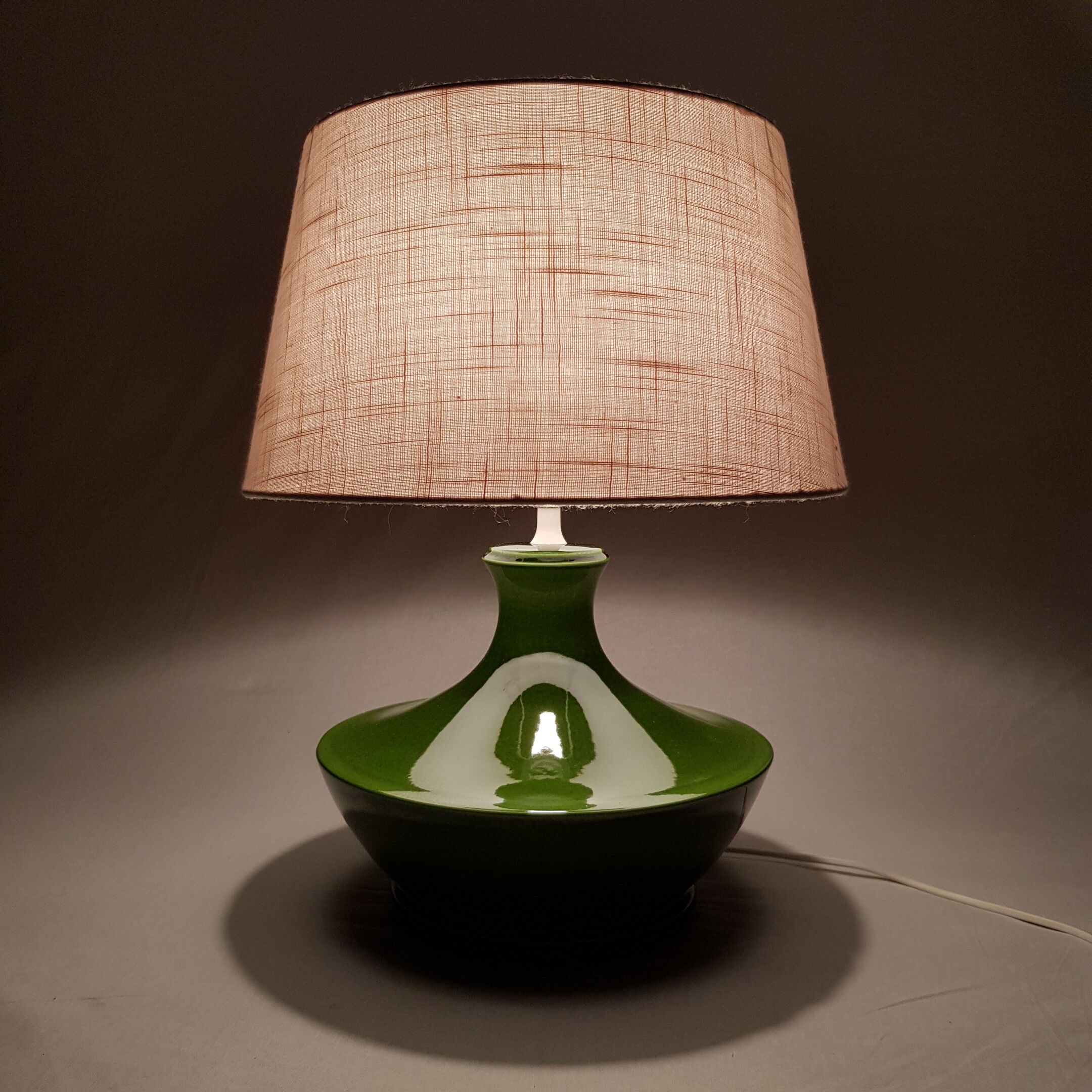 Green ceramic lamp