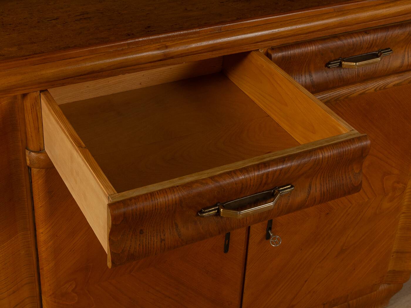 1930s Art déco kitchen cabinet