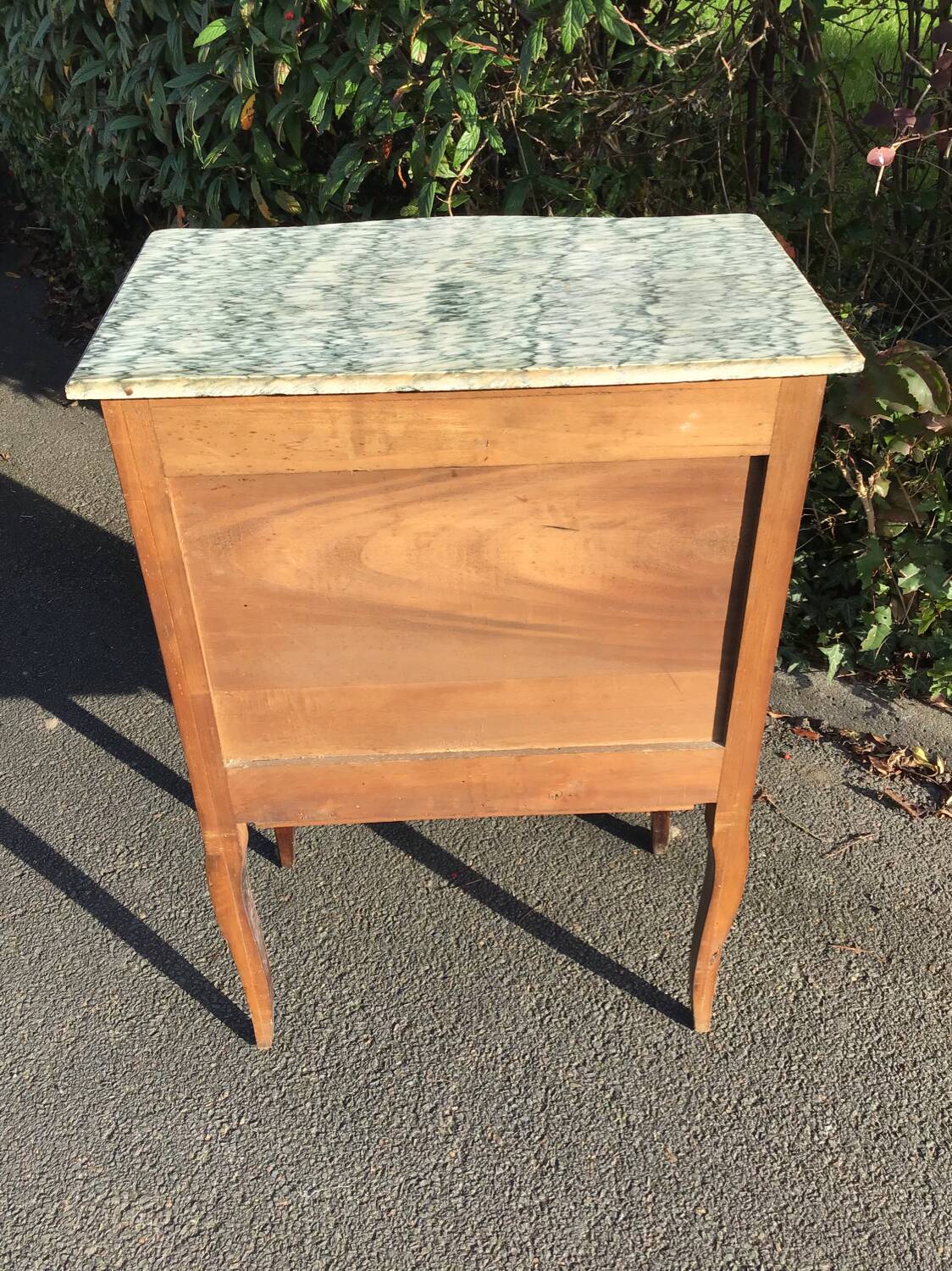 Small chest of drawers