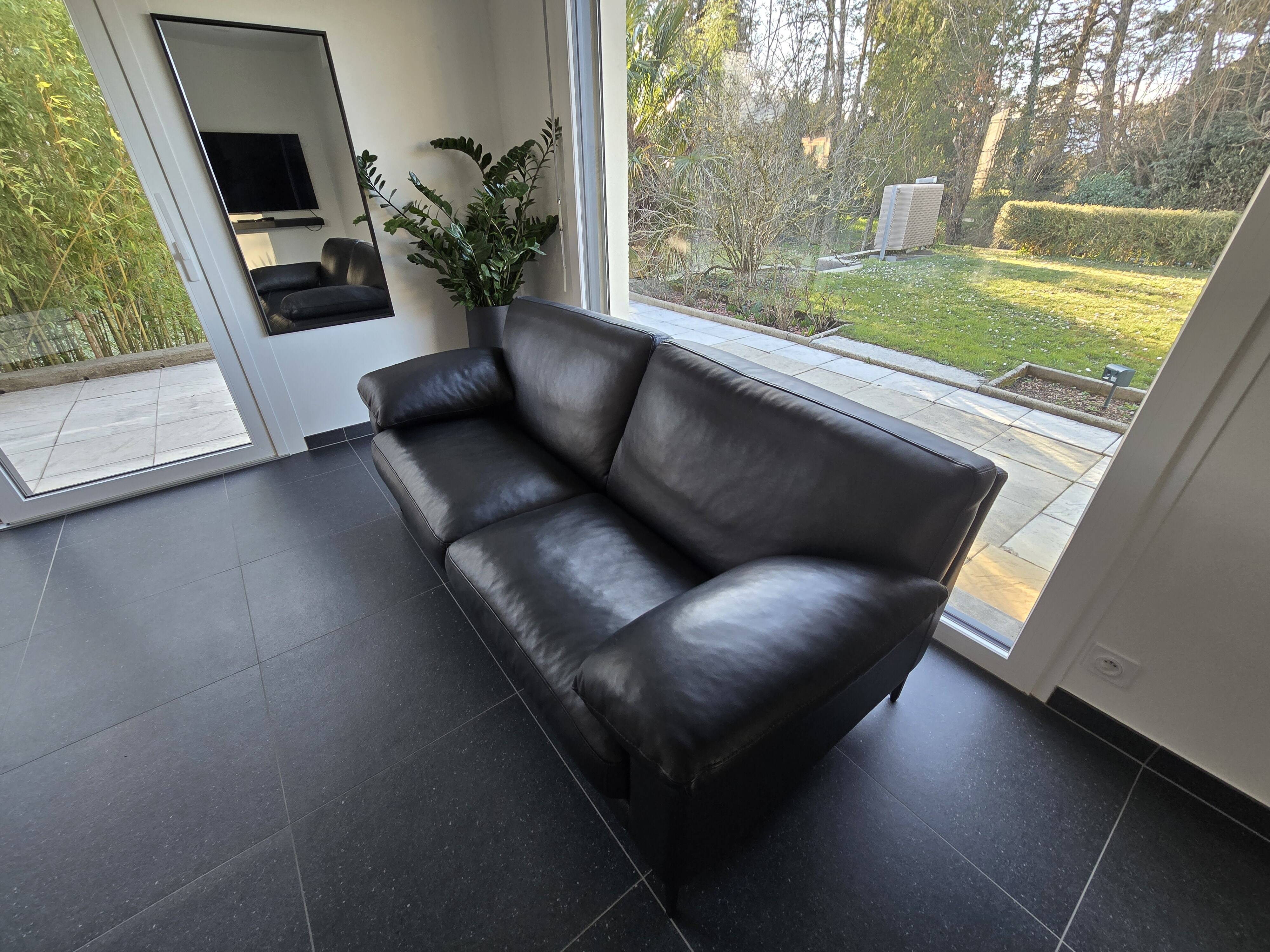 Duvivier-Mateo 2-seater sofa