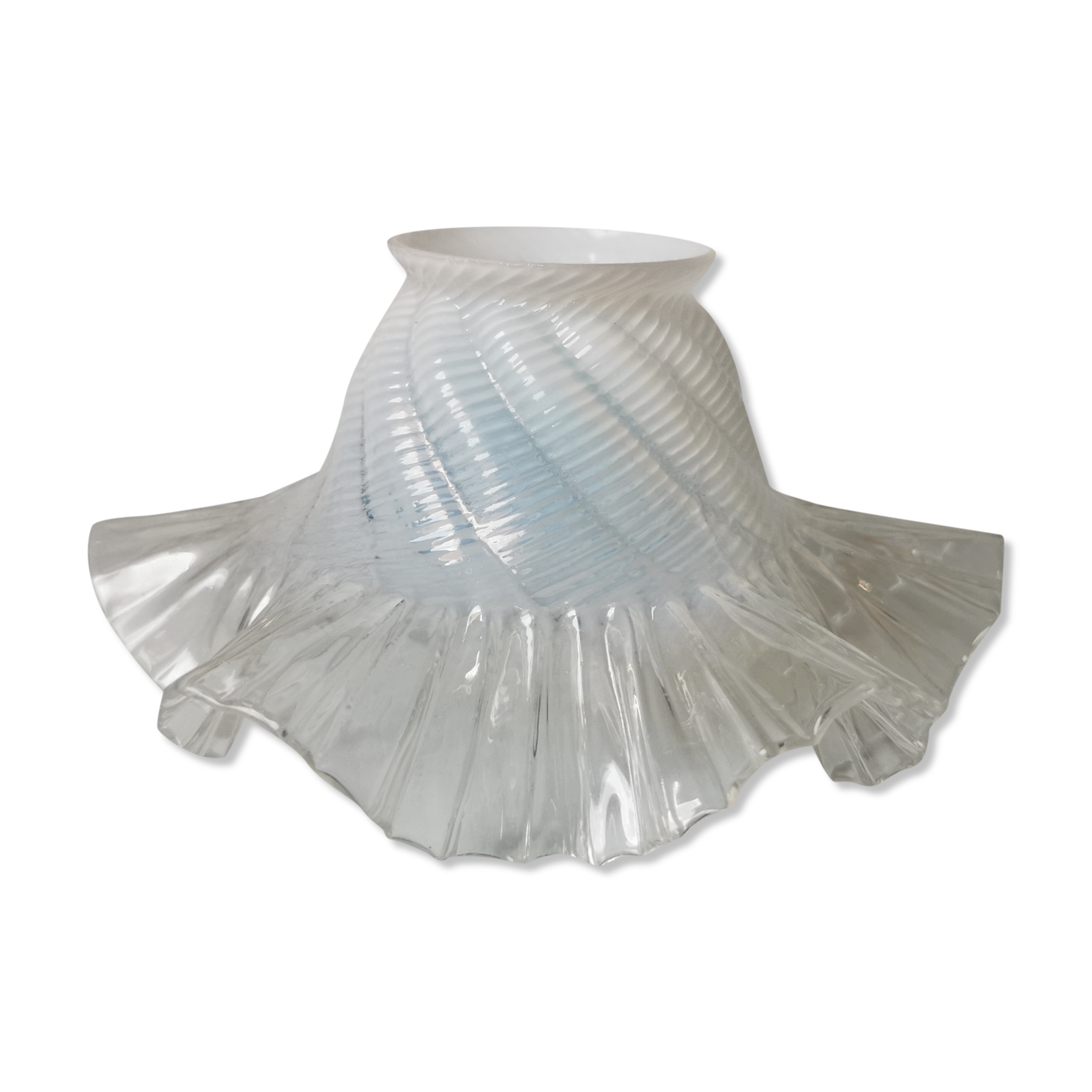 Tulip lamp opalescent glass