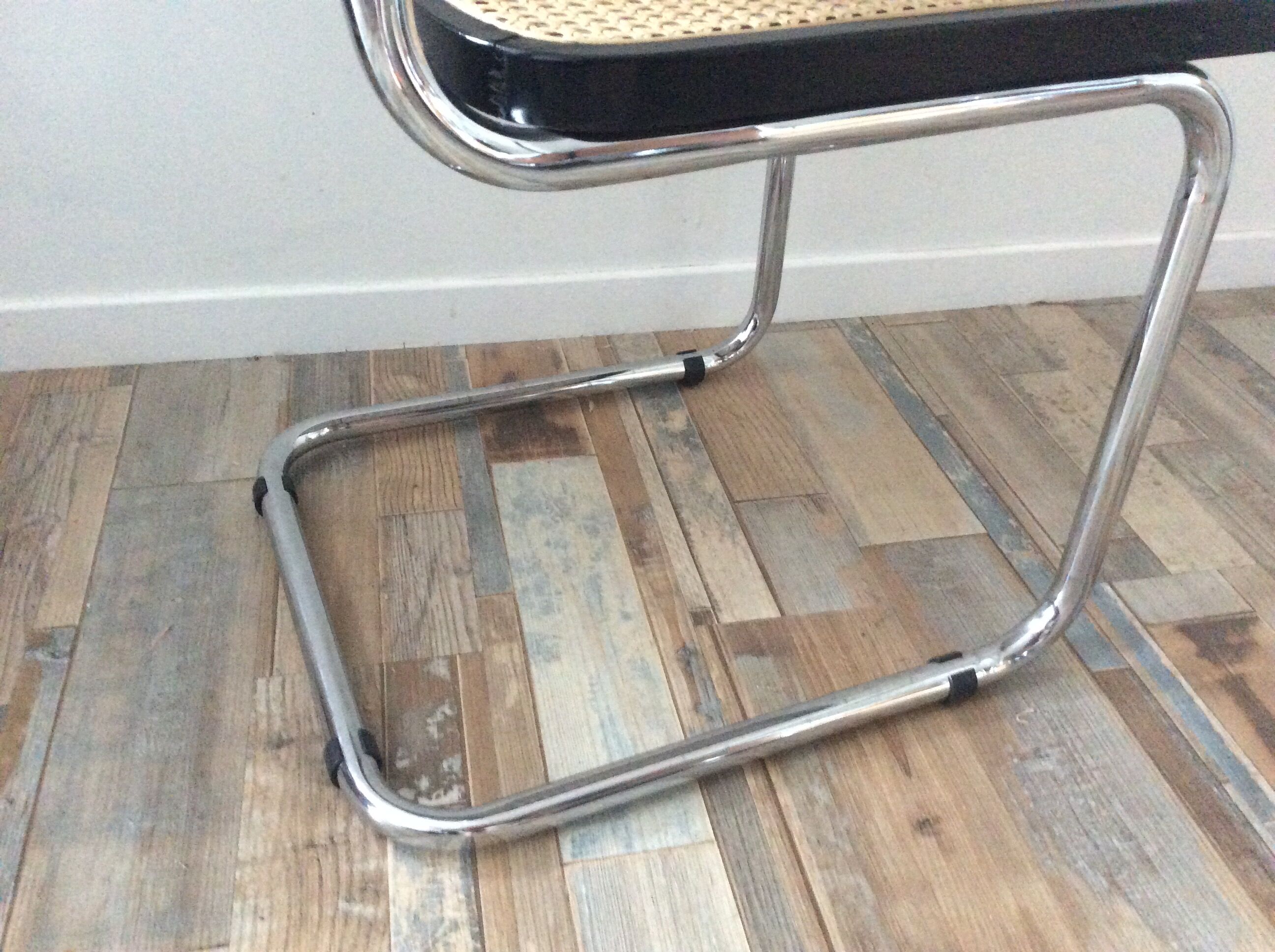 Marcel Breuer Cesca B32 chair