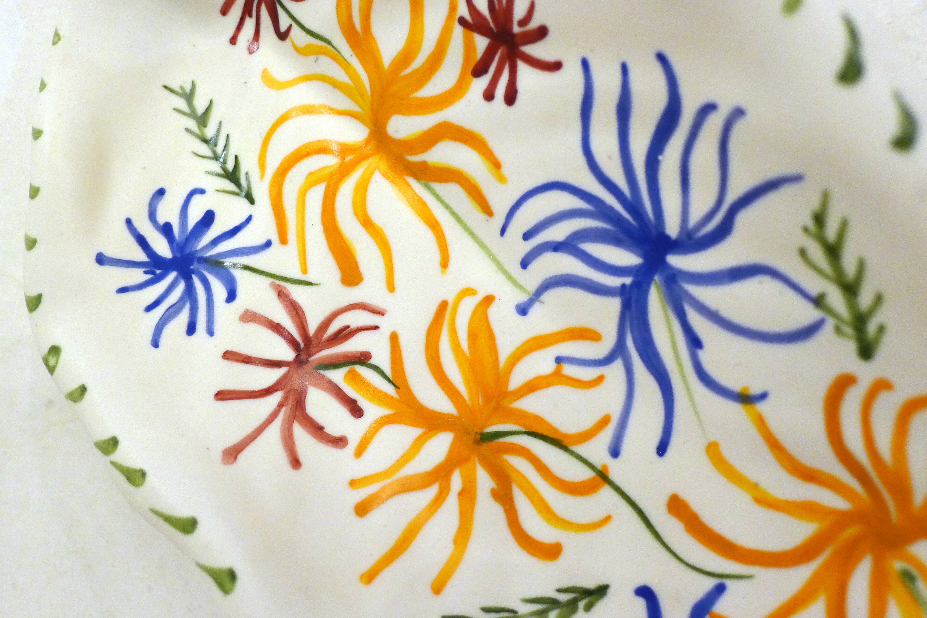 Coupelle mid-century Vallauris décor floral coloré