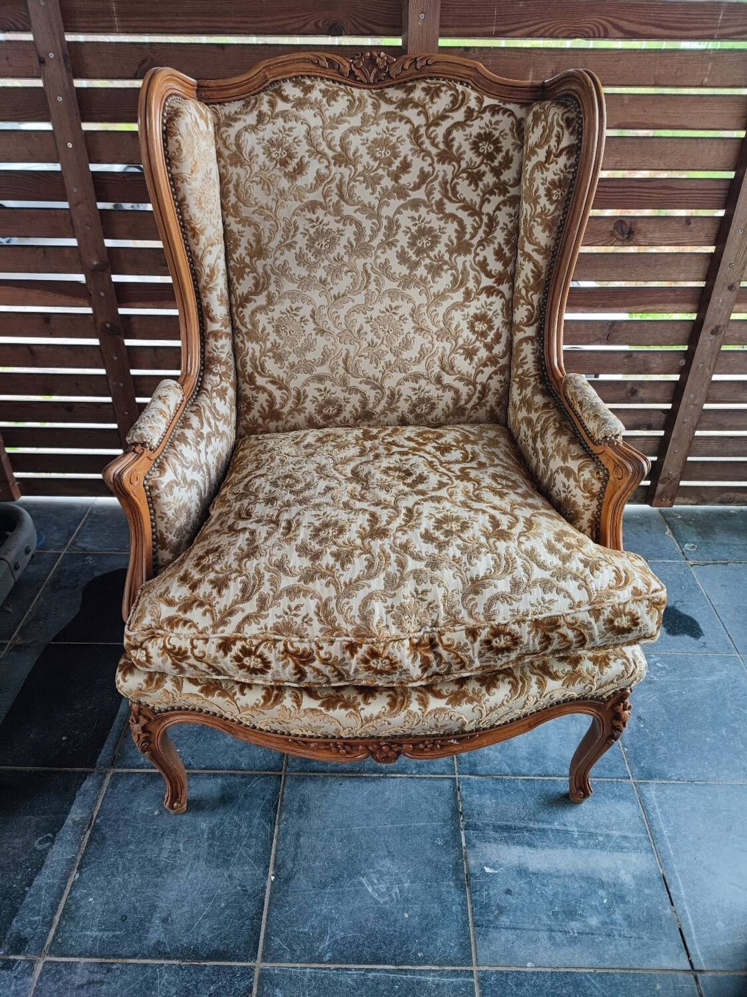 Grande bergère à oreilles