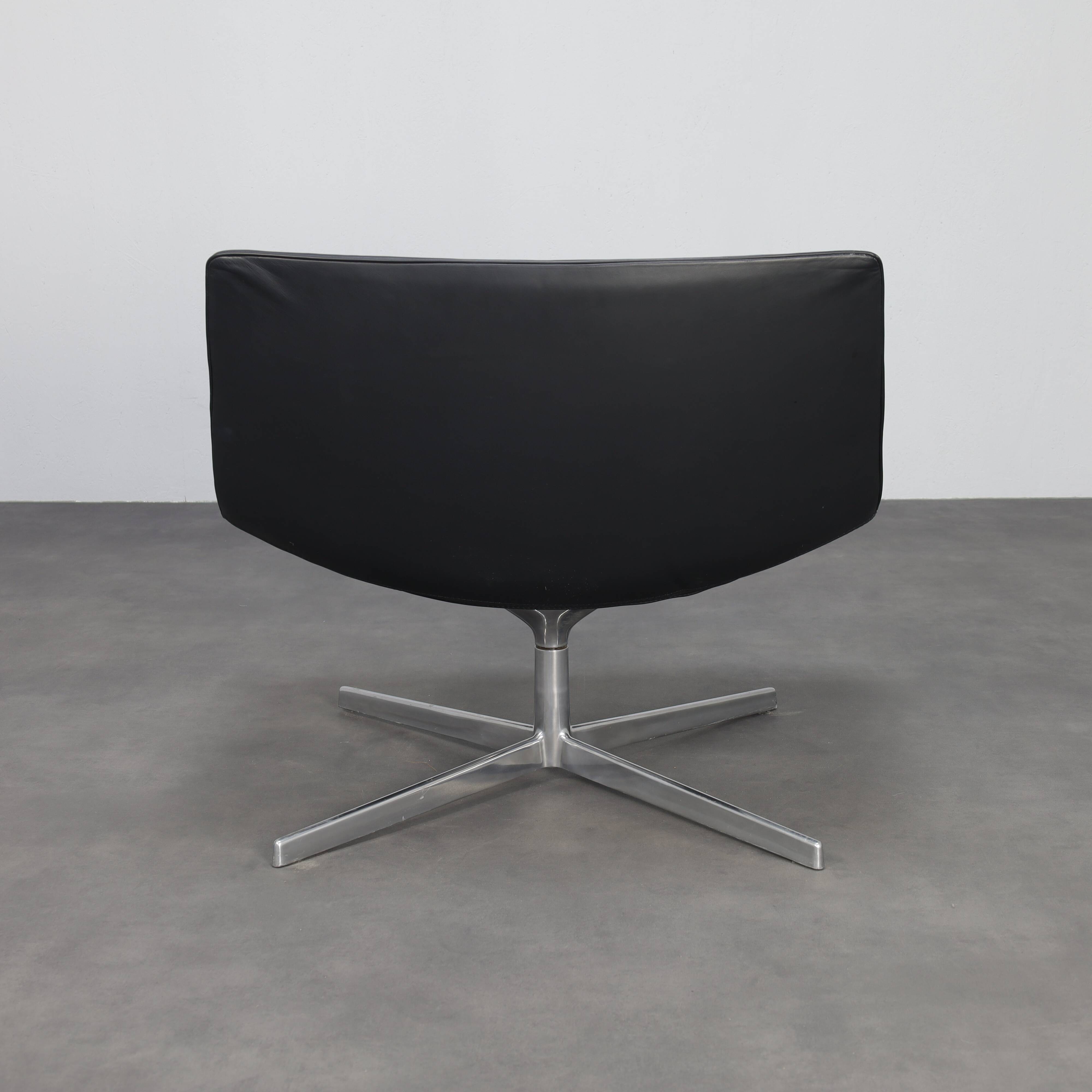 Swivel Lounge Chair "Catifa 80" by Lievore Altherr Molina for Arper, Italy