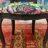 Street art noire chair