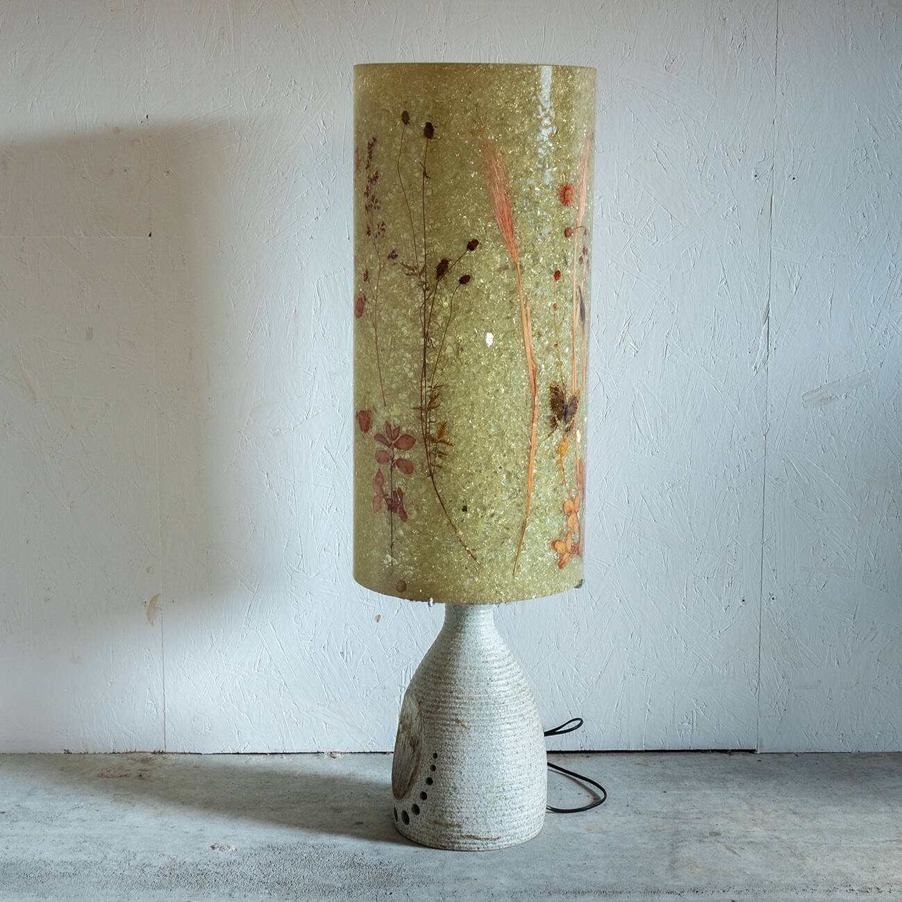 Accolay potter floor lamp in ceramic and resin circa 1960