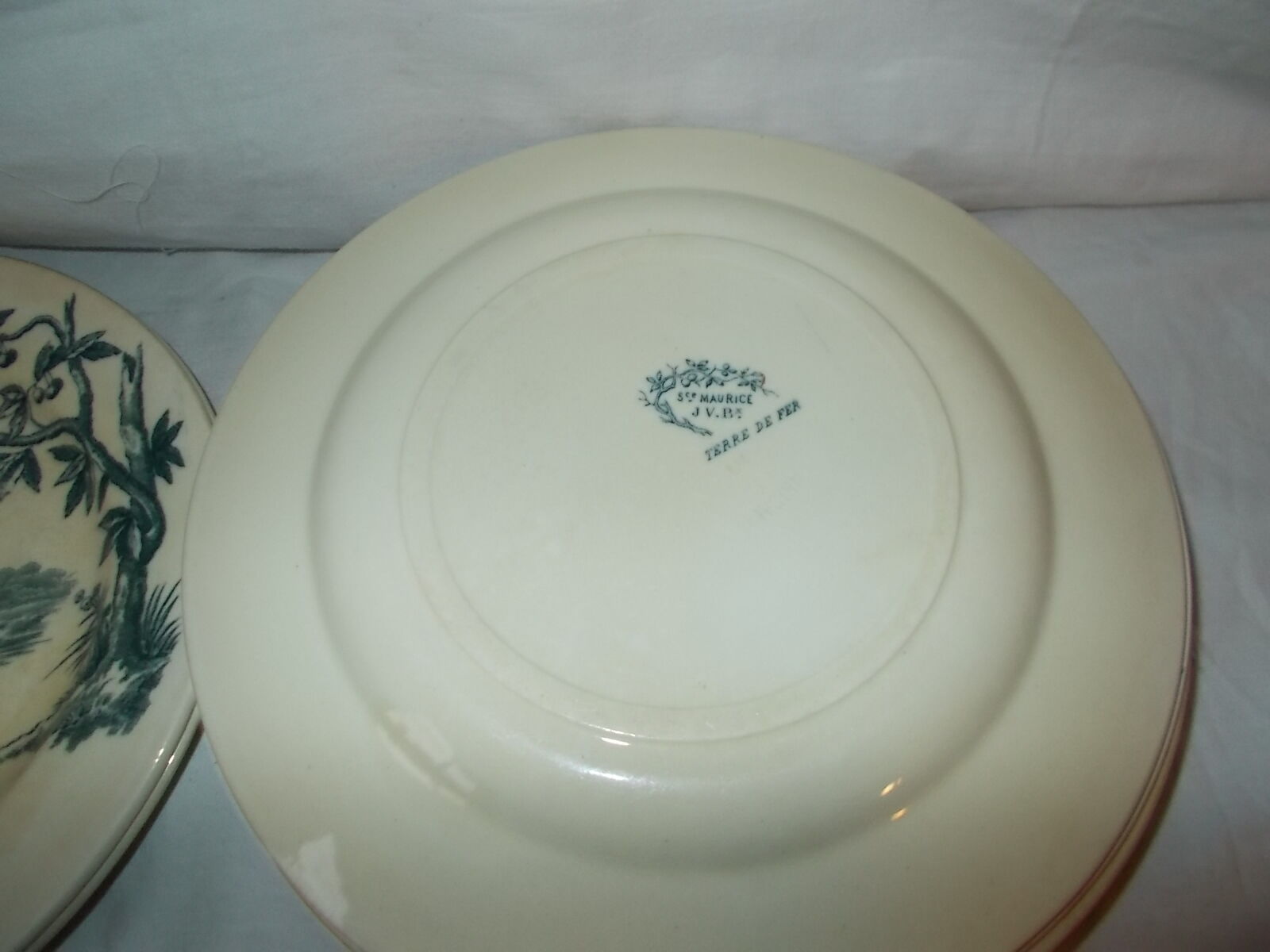 Lot of 8 flat plates iron earth Sce Maurice