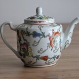 Chinese hand painted teapot Jingdezhen