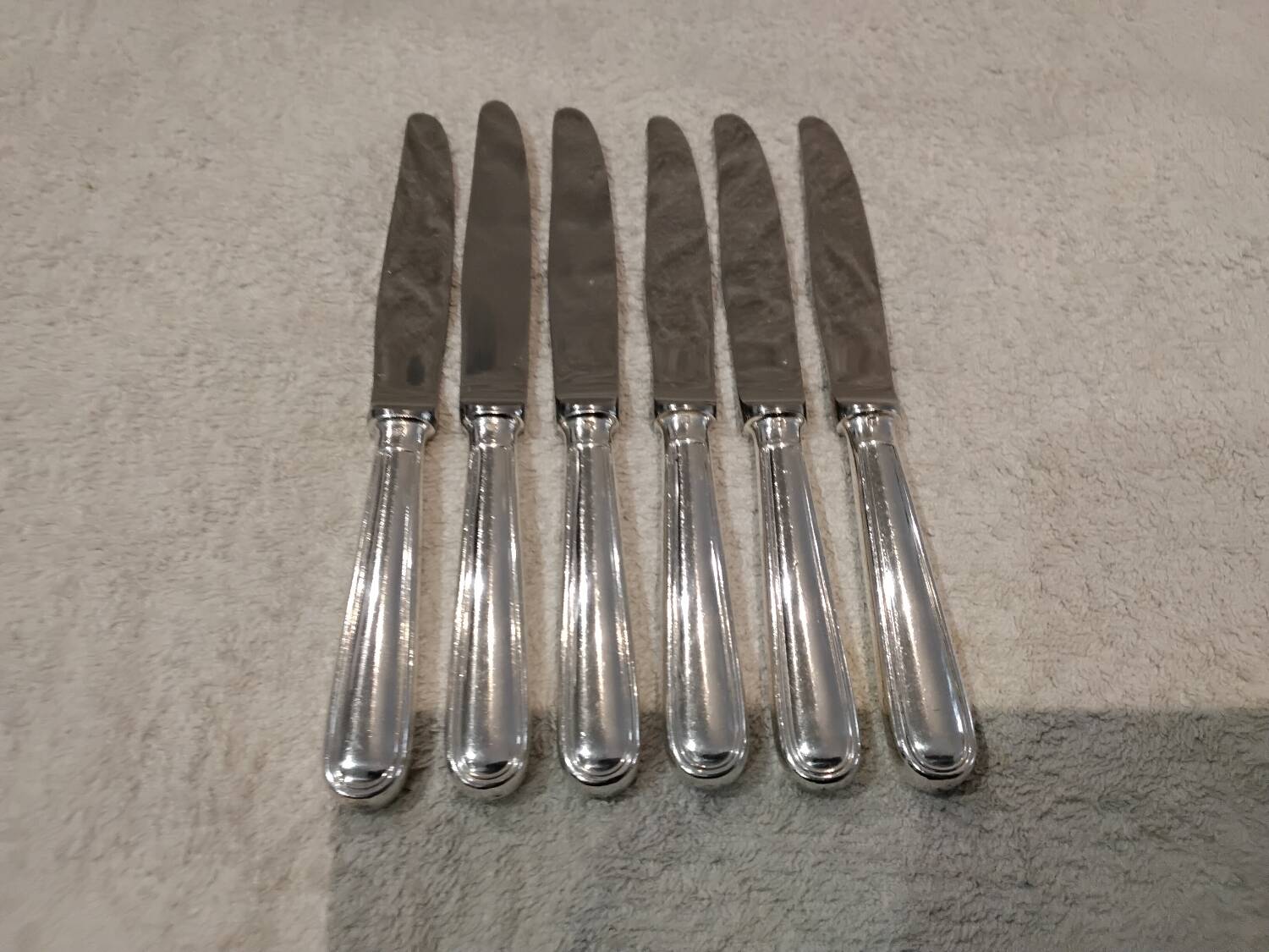 6 silver-plated dessert knives by Christofle Albi, 19.8cm