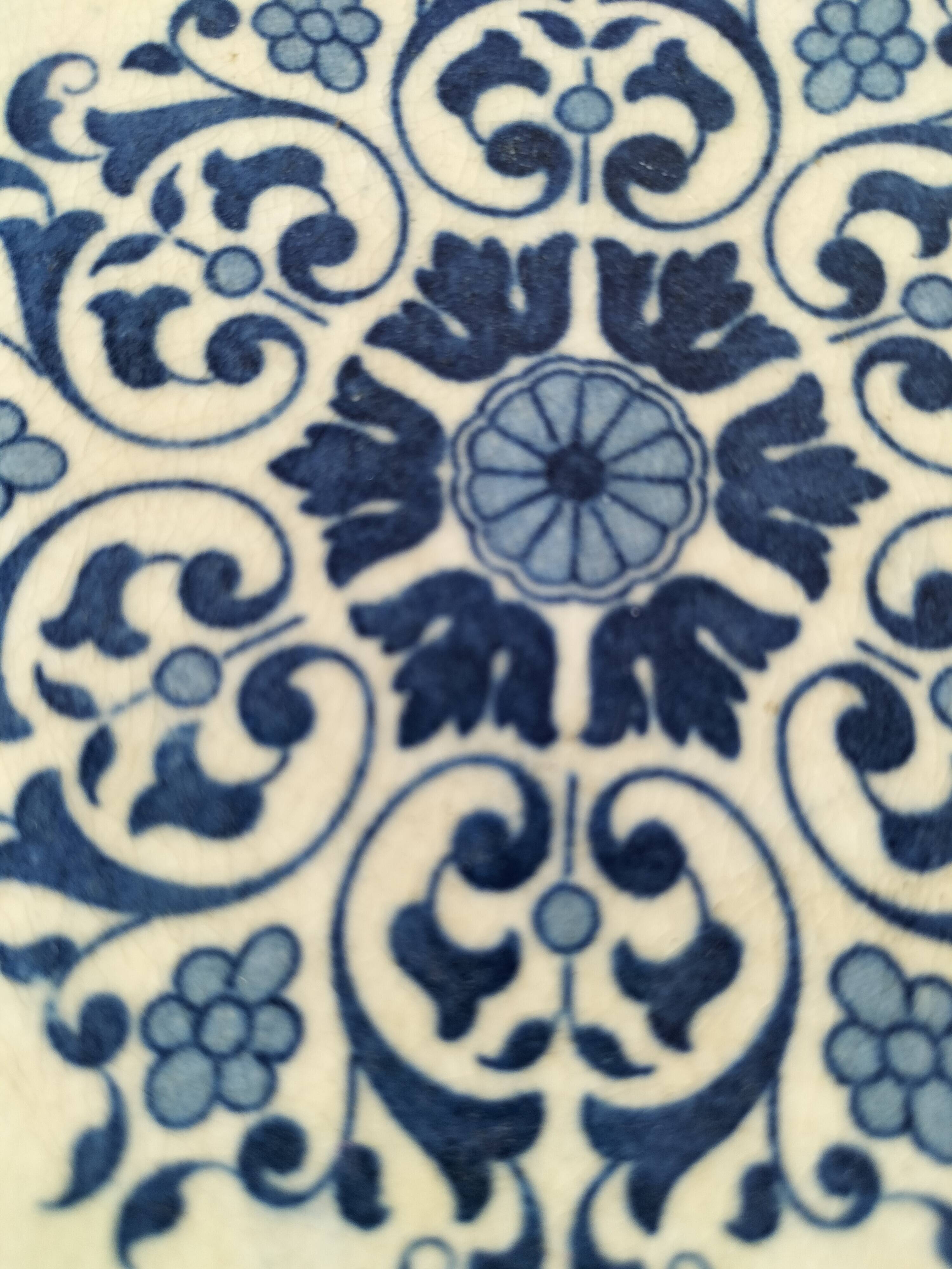 Large antique Gien earthenware dish – braided border – late 19th century