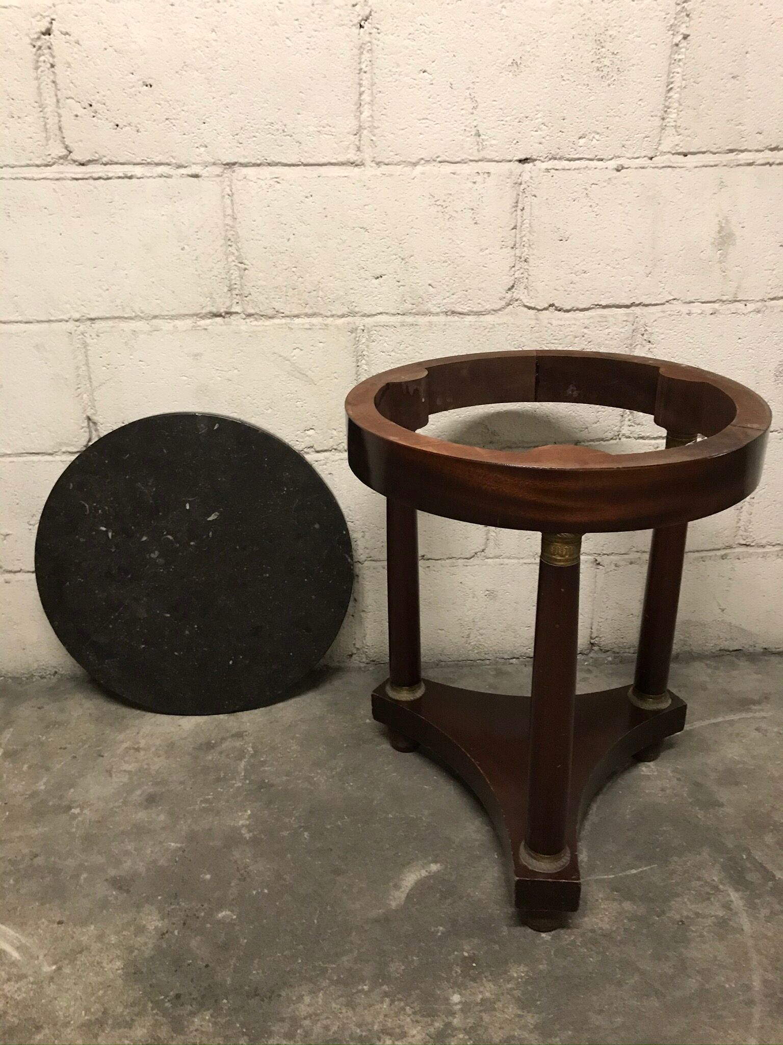 Side table tripod Empire style in solid mahogany and grey marble tray