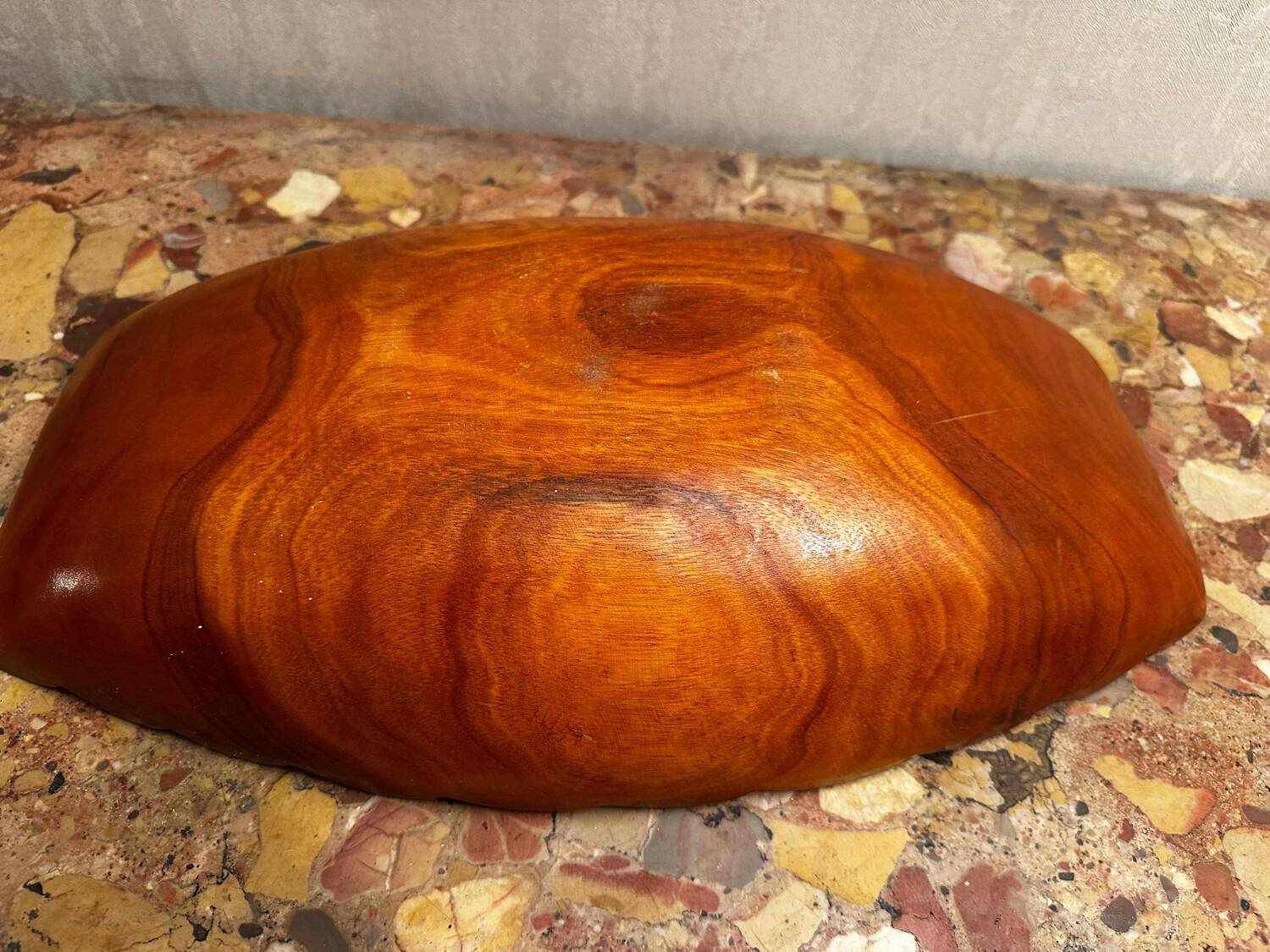 Vintage Red Carved Wooden Bowl / Pocket Dish - 41 / 25 / H 8 cm
