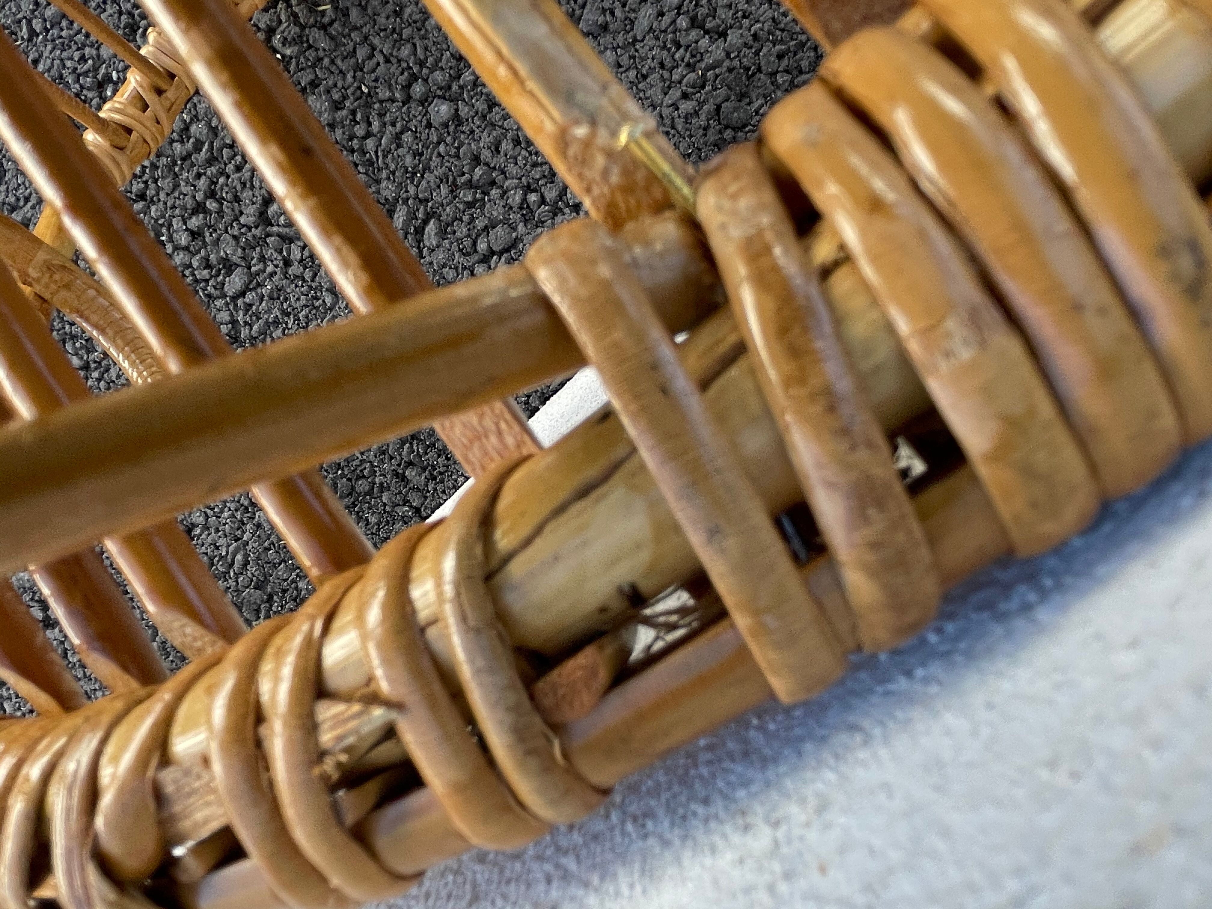 Armchair child wicker shell 70s